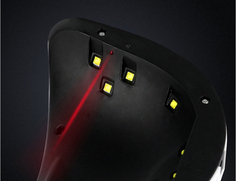 Phototherapy nail machine